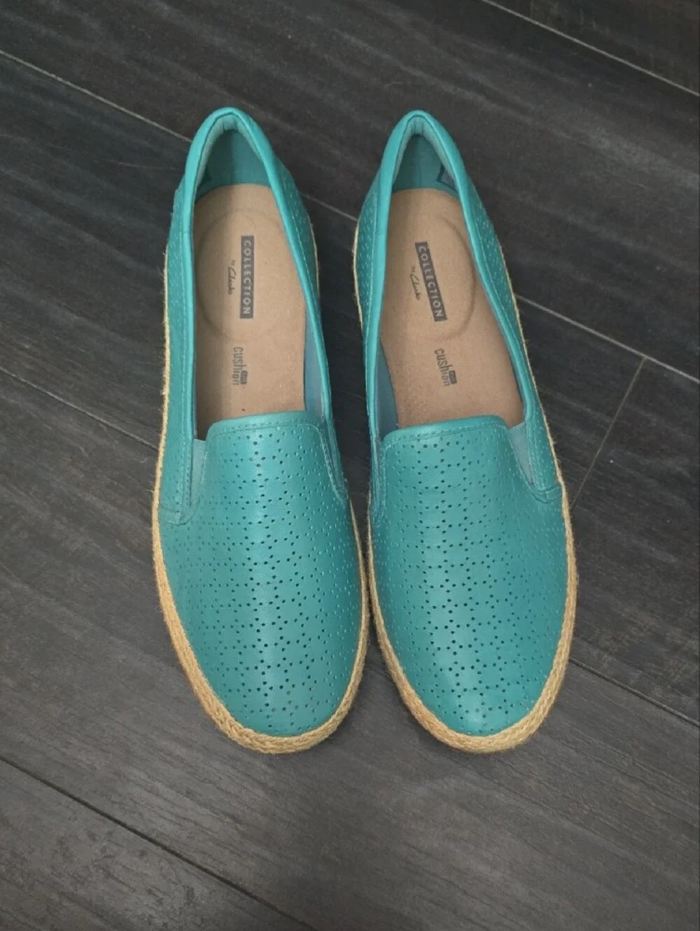 NWOT Clarks Danelly Adira Ballet Flat Turquoise Leather slip on Women 10